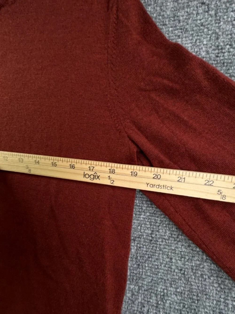 Banana Republic Baruffa Pullover Knit Sweater Soft Medium Red Merino Wool Adult